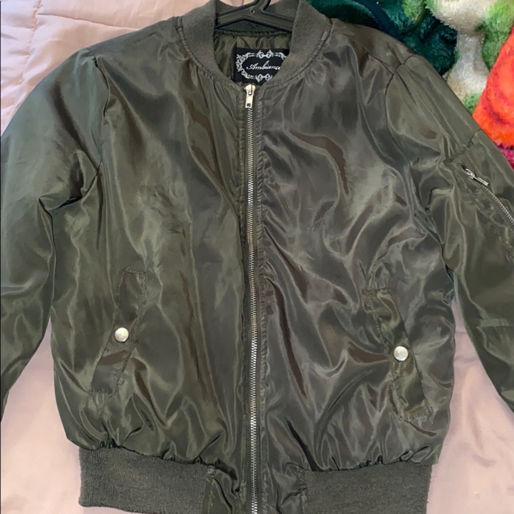 Jacket - Picture 3 of 3